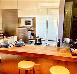 5 bedroom villa with pool and tennis court near San Gimignano, sleeps 10